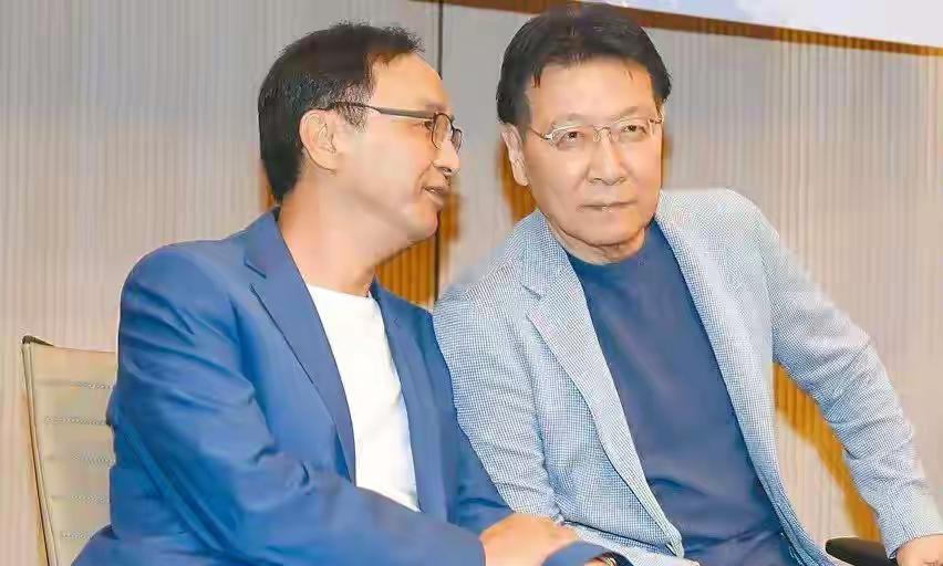 朱、赵二人不知趣的后果！国民党主席轮替本是一件正常不过的事，可因朱立伦和赵少康