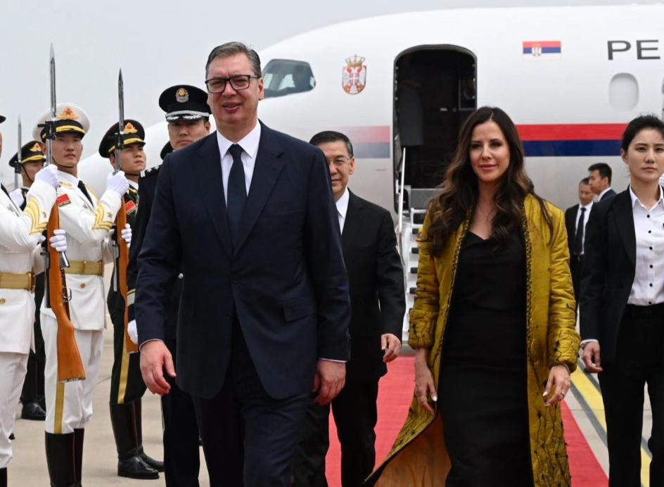 就在整个西方都以为塞尔维亚已经弹尽粮绝，马上就要乖乖投降的时候。一向愁眉不展的武