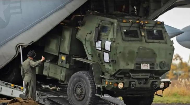 中国国防部向世界通告：解放军全时待战，随时能战，战之必胜！引美西方高度关注 