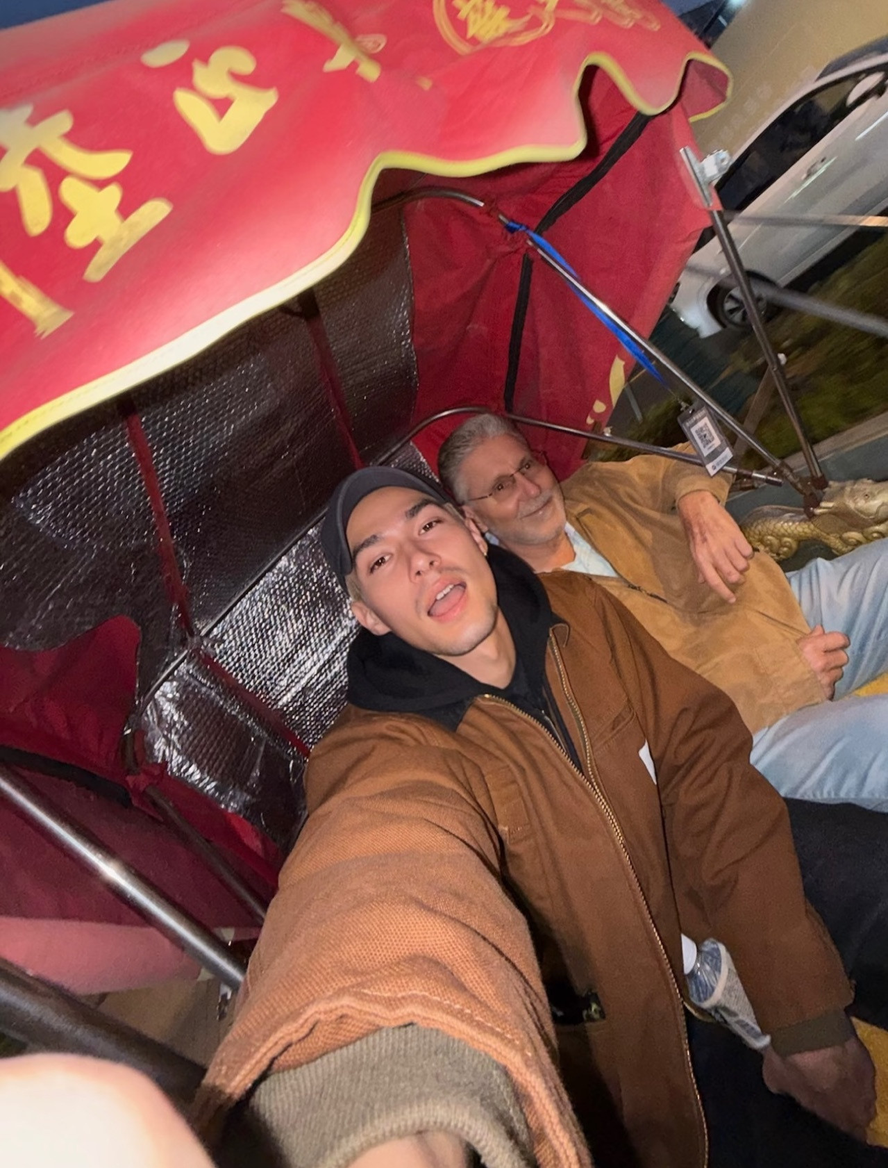 米卡全家都被中国圈粉了米卡是懂带家人去哪玩的！江浙沪什么的玩起来真的轻松惬意，亲