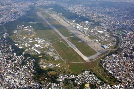 日本终于遇到大流氓了，却一点办法也没有!美国明确拒绝归还普天间机场，原因是替代