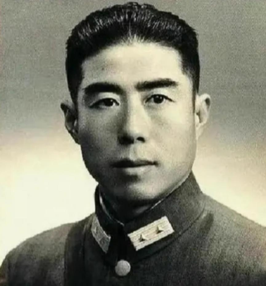 1944年，“大叛徒“郭绍绪邀请日军高官在家中吃饭，喝的正酣时，伙计喊了一声：“
