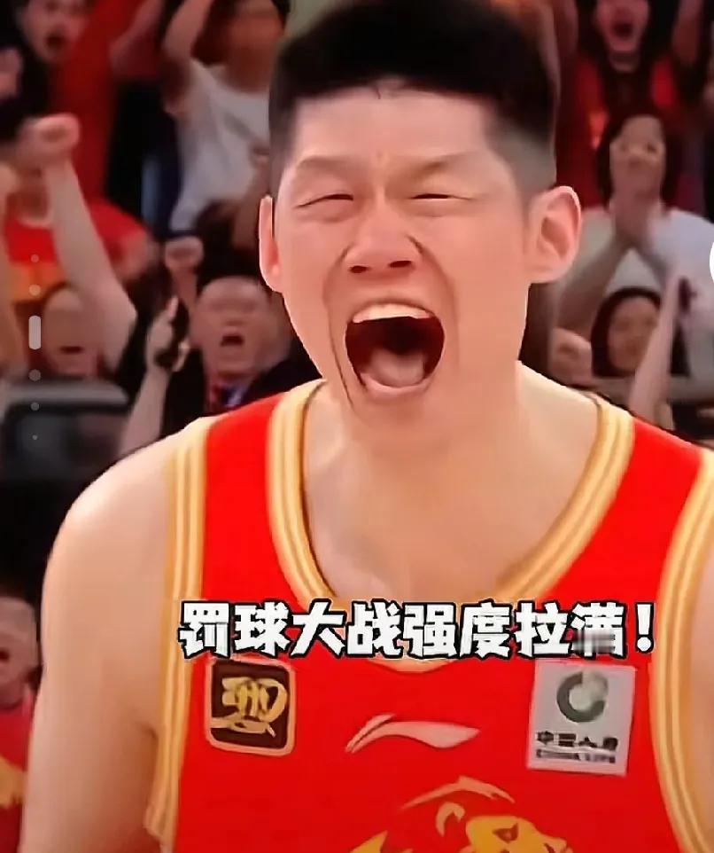 胡金秋和周琦都要陪护小孩，家庭圆满也不容易，照顾家庭体现男子汉担当周鹏去国家