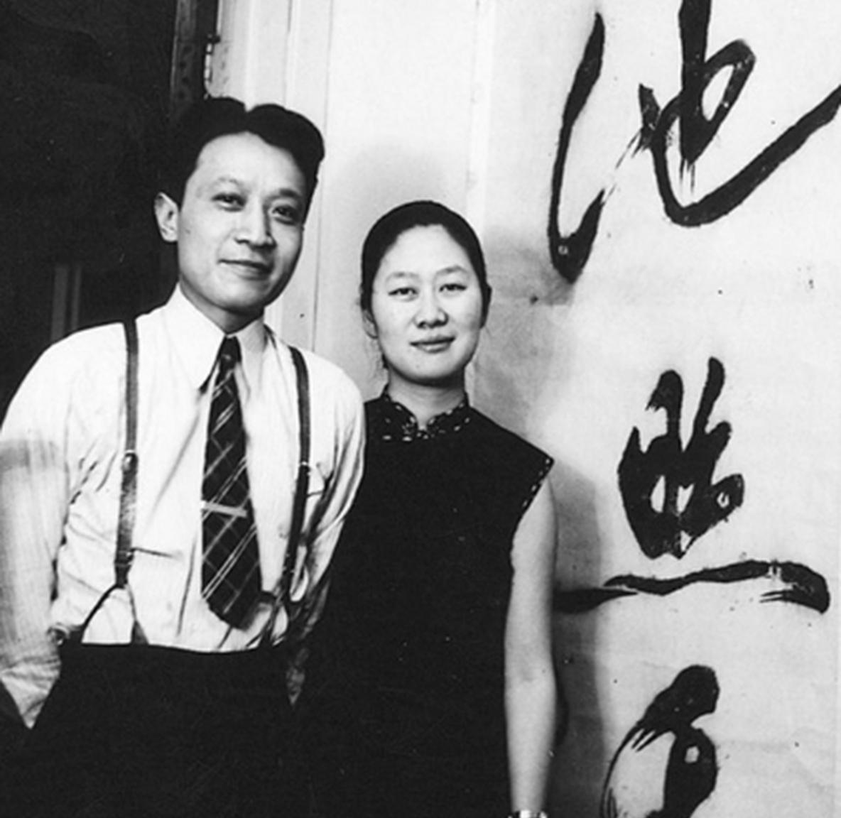 1933年钱钟书追求燕大校花赵萝蕤，可赵萝蕤根本没有看上他，而是喜欢当时一文不名