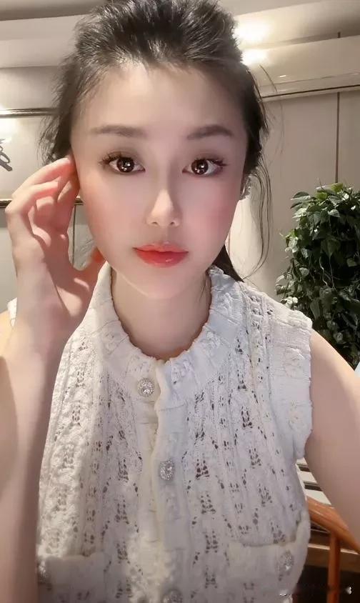 女性的秘密1.女人和男人一样睡觉的时候都会幻想着一个人2.女人都喜欢被男人宠