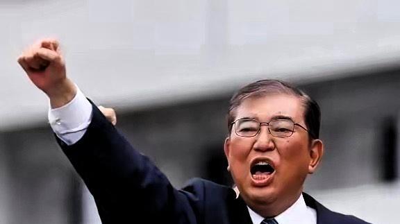 日本那一下,谁都没想到,大家还都盯着美中那边你来我往,日本突然就出手了,半导体材