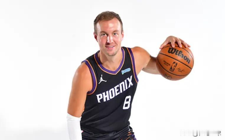 湖人亏大了NBA季前赛太阳102-98马刺。赛后狄龙接受了采访时谈到了肯纳德