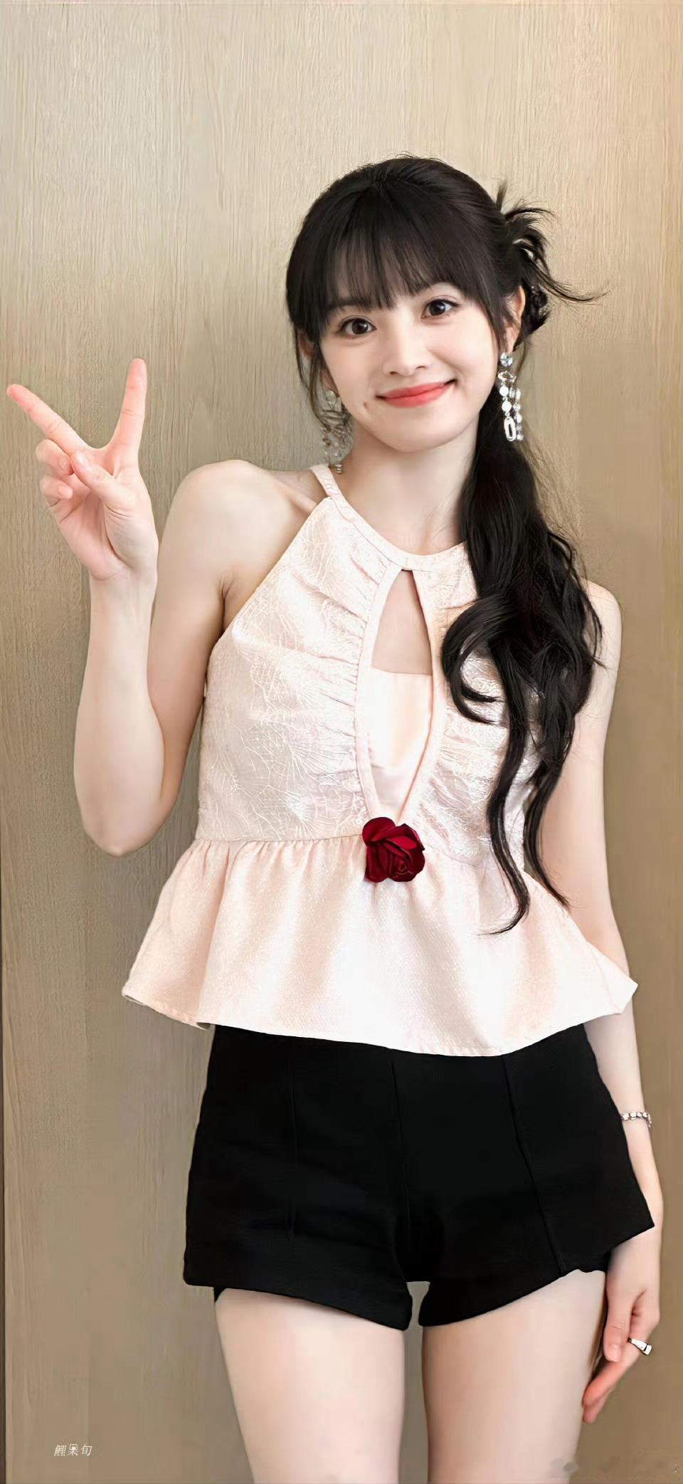 田曦薇肌肉感好美​​​