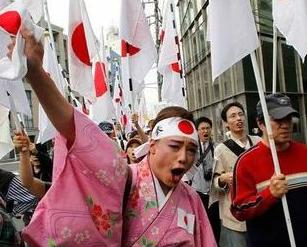 一个堂堂正正的五常！一个反法西斯的战胜国！一个拥有960万平方公里的大国，居然遭
