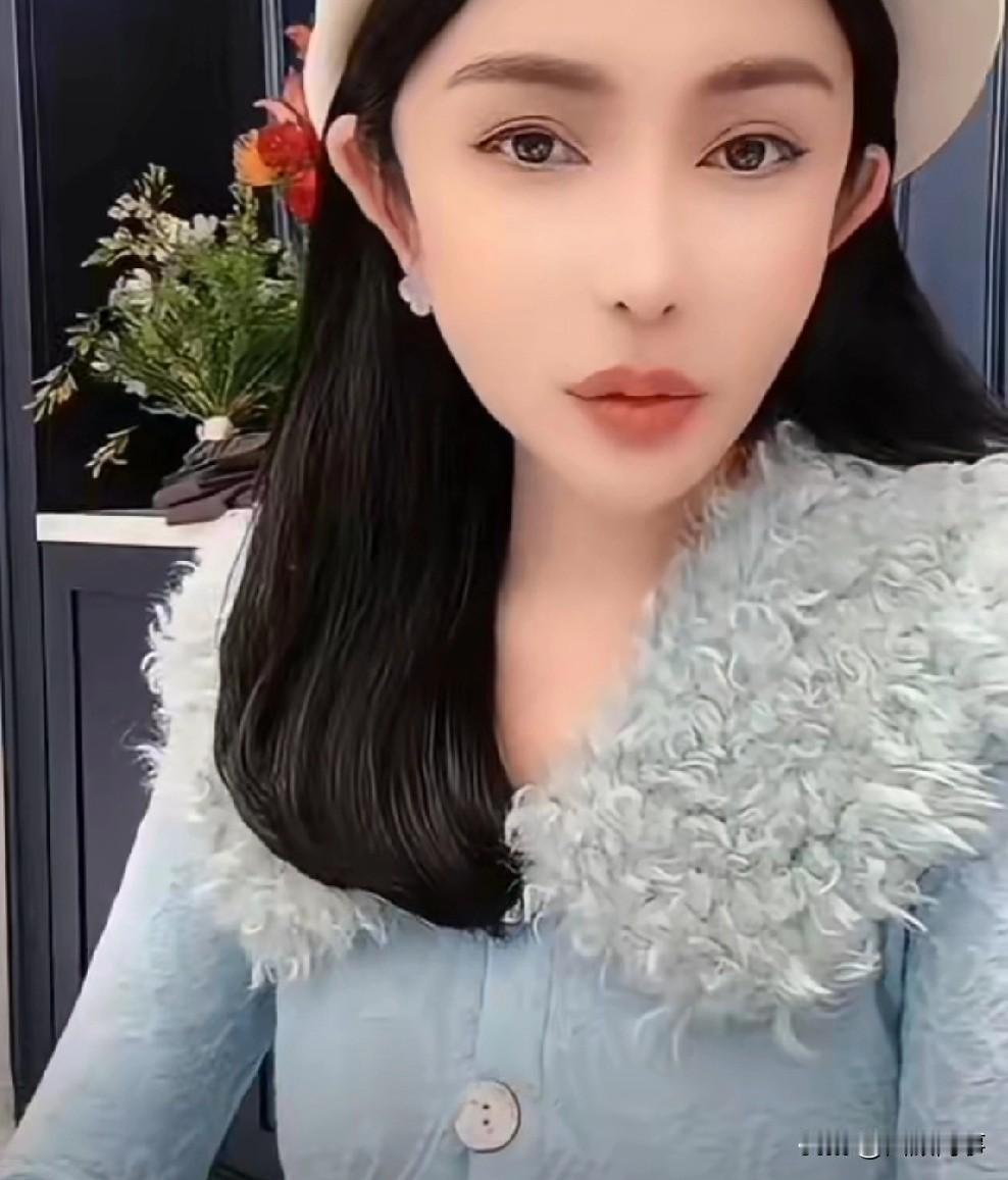 贺冬冬点评猫妹妹不聪明挺傻的，蛋蛋是一个挺狠的姑娘，漂亮赵梦澈离开辛巴一定有个好