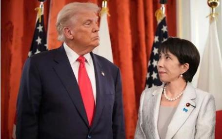 美国和高市联手做了一个局，目的就是逼中国动手，让中国陷入战争的泥潭，以此来拖住中