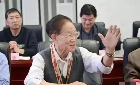 中国8位科学家捐出超亿身家：这才是顶流明星很多人追流量明星，却不知道中国