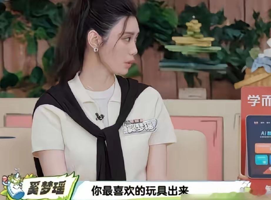 何猷君疯了吧？女儿拆了哥哥的玩具车，他二话不说，当场就把女儿最爱的娃娃拆得稀巴烂