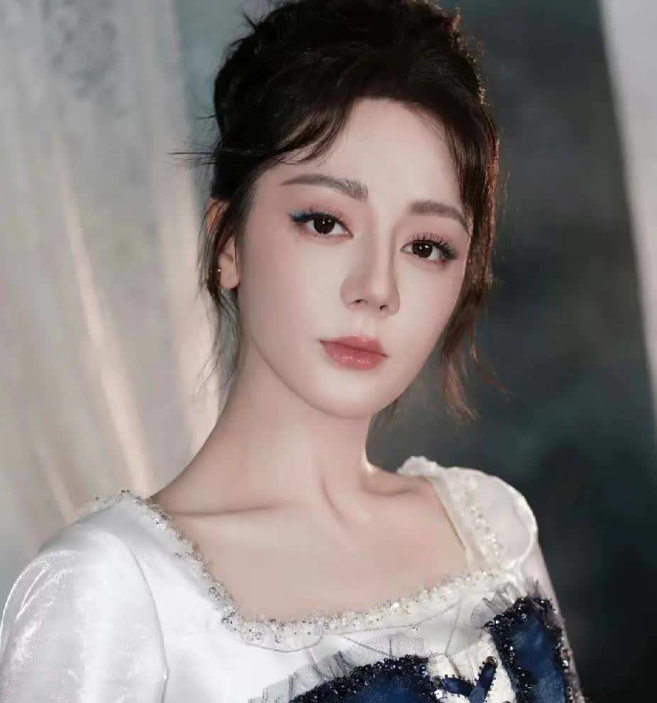我有一种预感，迪丽热巴估计很难结婚了！不是因为她年纪大，也不是因