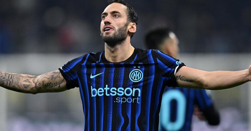 📢国米与恰尔汗奥卢续约或出售：两家俱乐部准备出手。马洛塔和奥西利奥已准备好接