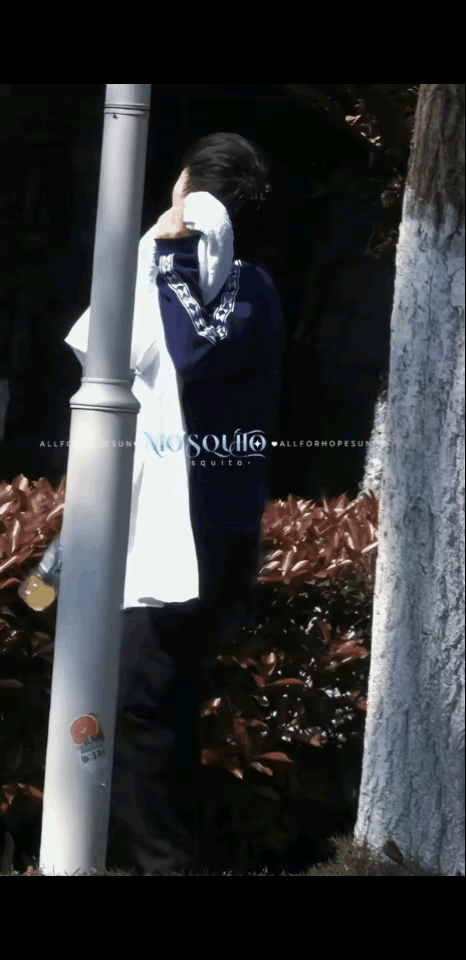 3月20是农历二月二，民间俗称龙抬头的日子，莎莎这个属龙的“小龙女”也抬起头了！