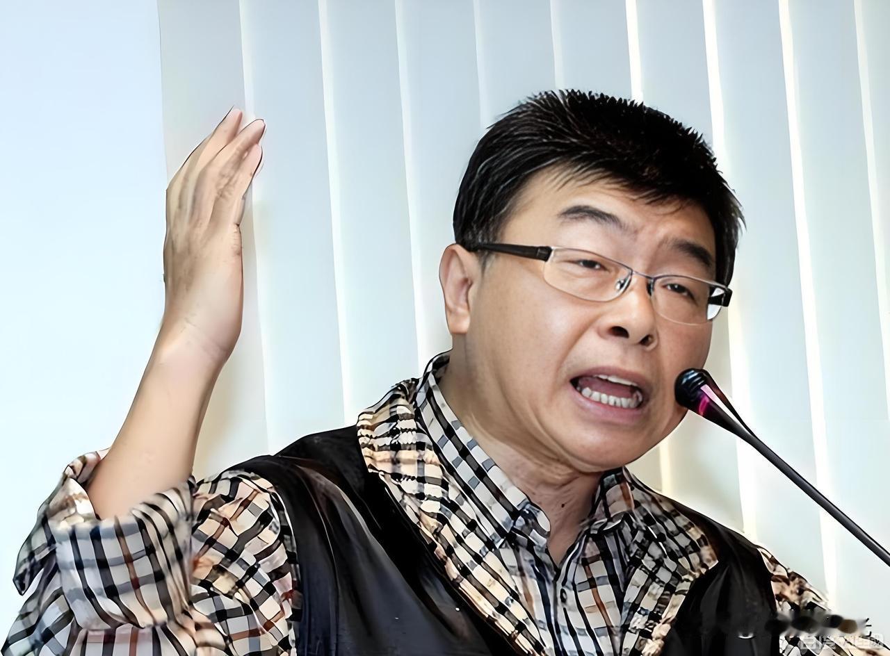 邱毅这话太解气！台海哪来的“12海里”？台当局纯属瞎咋呼“演习都进12海里