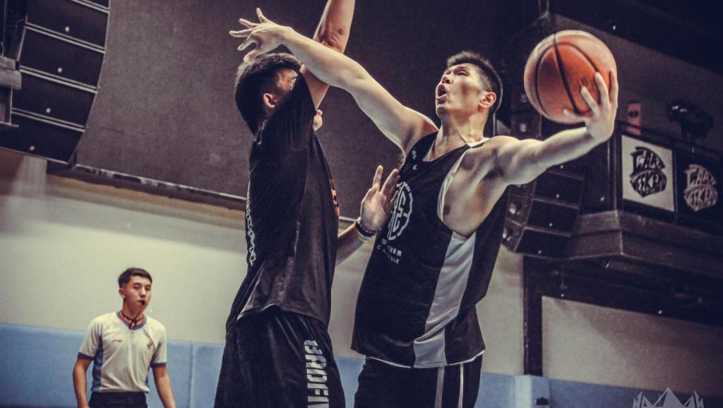 nba晃肩,nba有过肩的规则吗