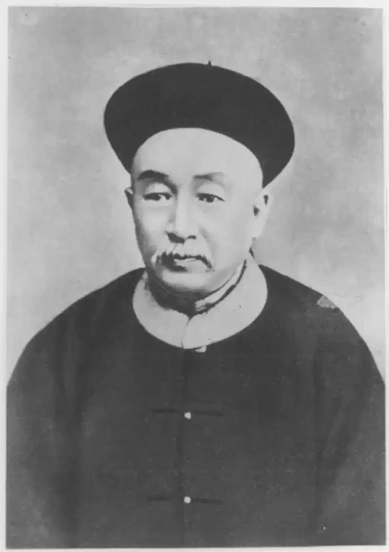 晚清时期，“大好人”首富盛宣怀一己之力，编织了一场骗局，不仅搞垮了“红顶商人”胡