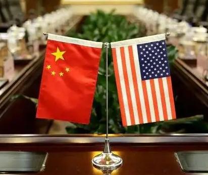香港教授提醒国人：中美相争骄兵必败！真正容易让判断失真的，往往不是看不到对手