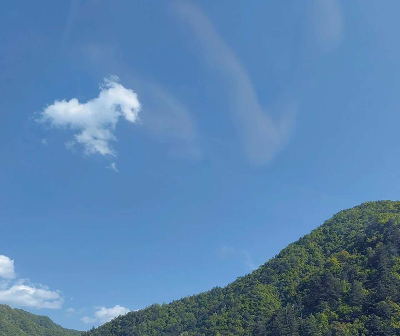 发现了，高速上的油耗标准：1、开70，油耗5个2、开80，油耗5.5