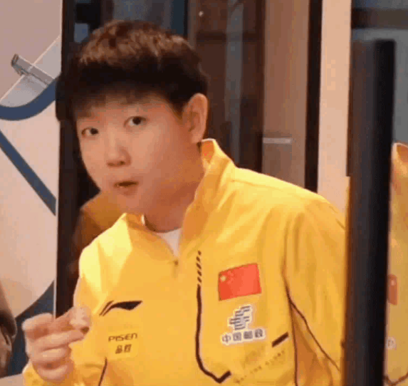 还在为偶像代言破防？莎莎刚官宣美团代言，就有人放话“再也不用”，结果被网友怼得