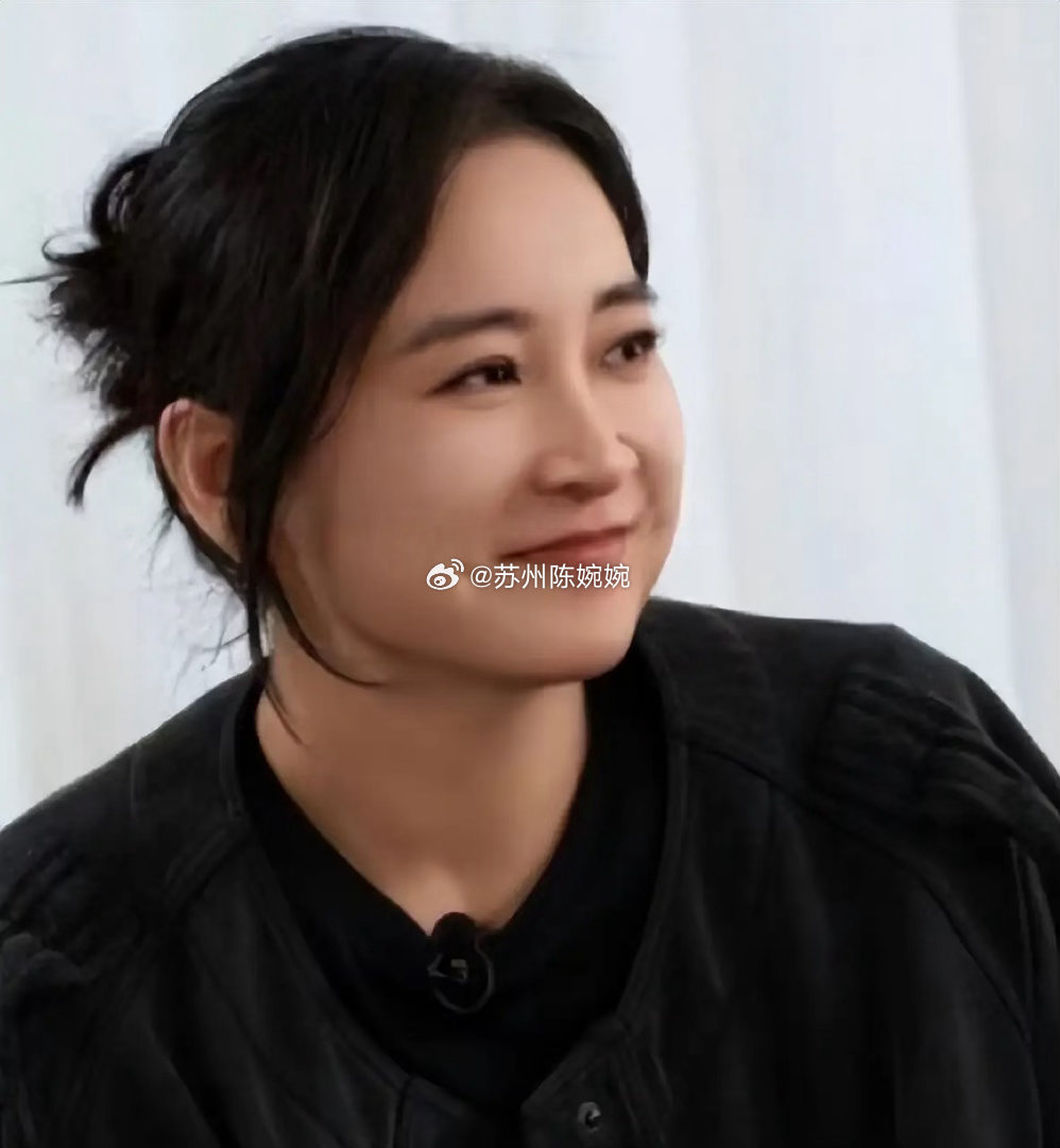 贾玲为什么火了选择消失，原因很简单，不是没人邀请她拍戏，而是她想摆脱“搞笑胖女星