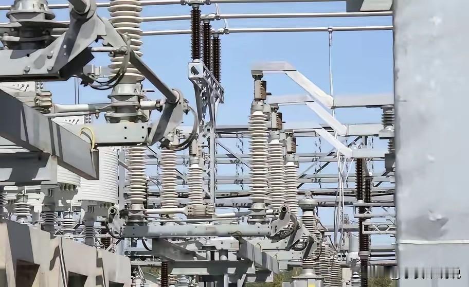 中方不再续订，俄对华电力出口宣告终止——中国从1月1日起，是真的彻底不买俄罗斯的