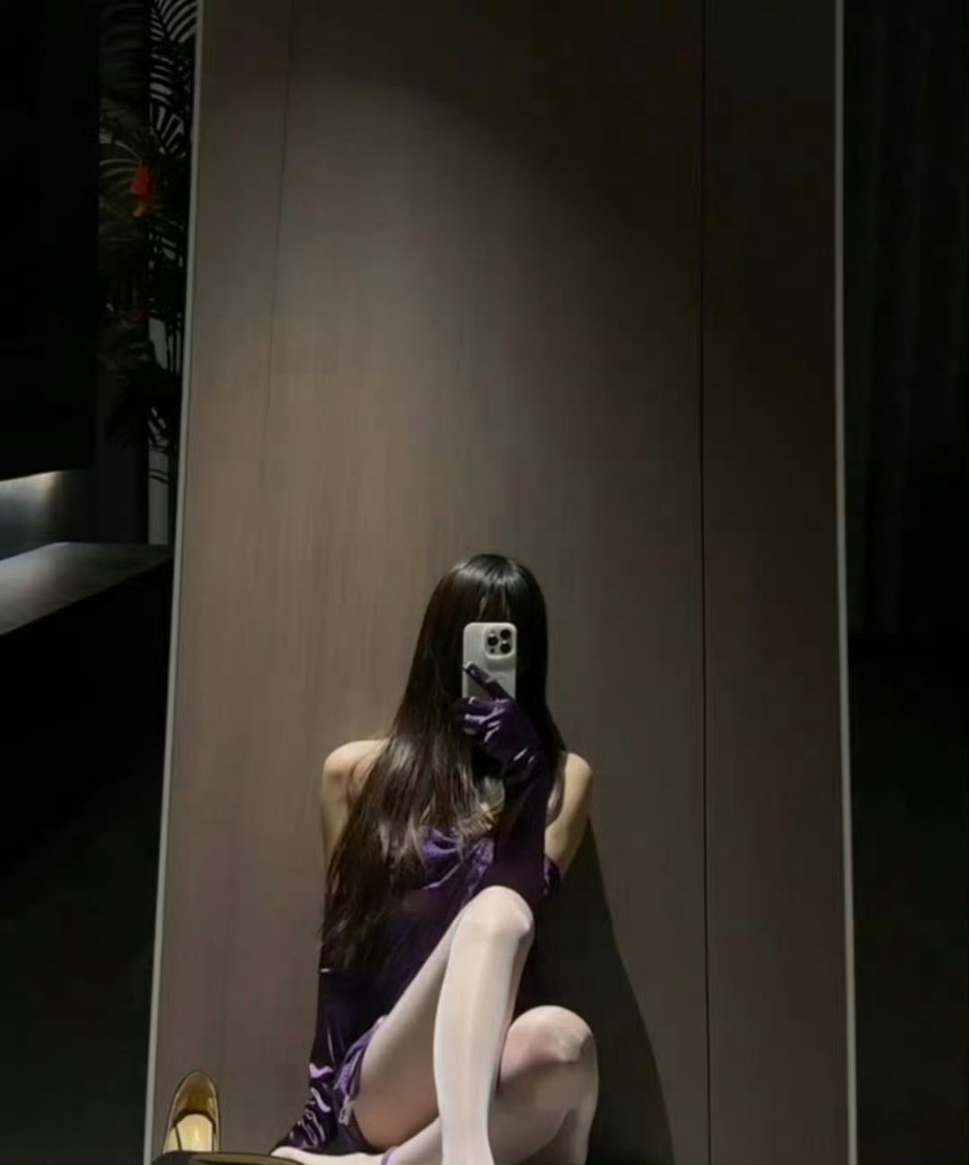今晚的温度刚好，适合见一面，也适合…更进一步​​​​​​