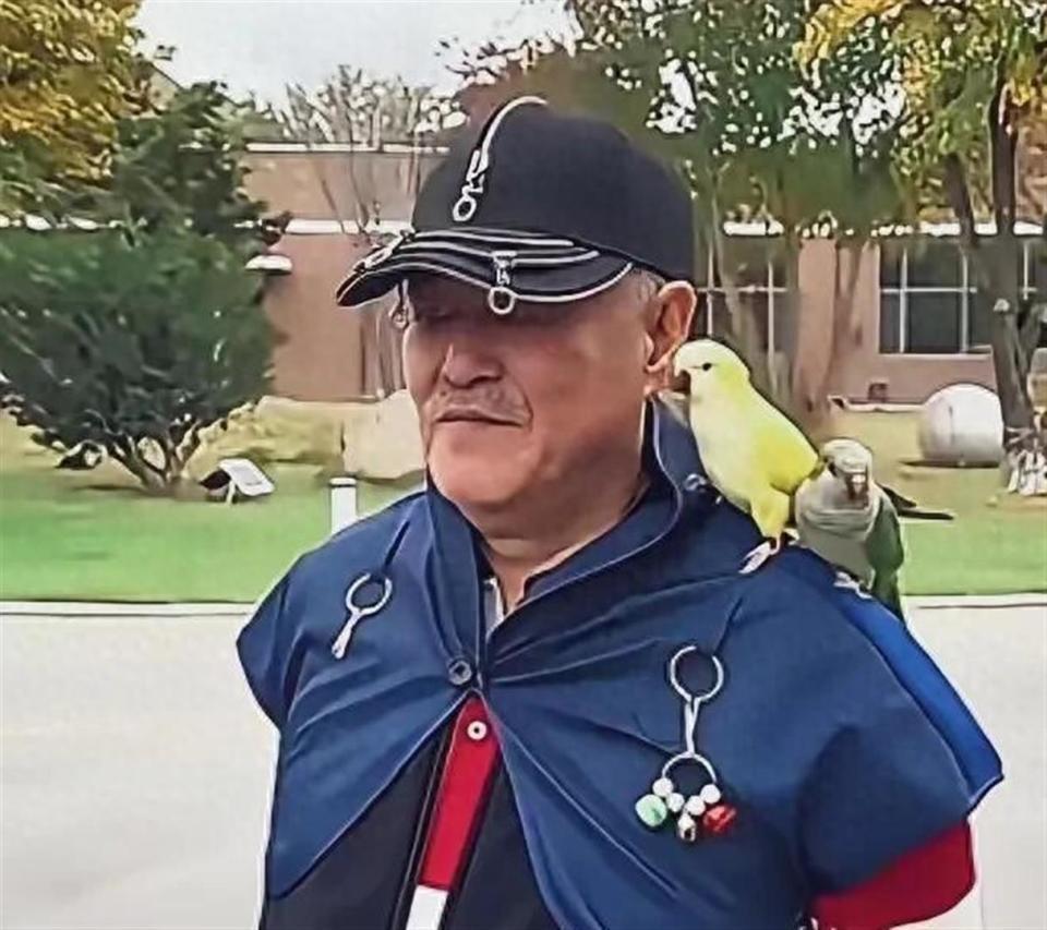 赵本山，冲上热搜！球球直播亲口说，赵本山以后不会再复出，也不接任何商演，消息一