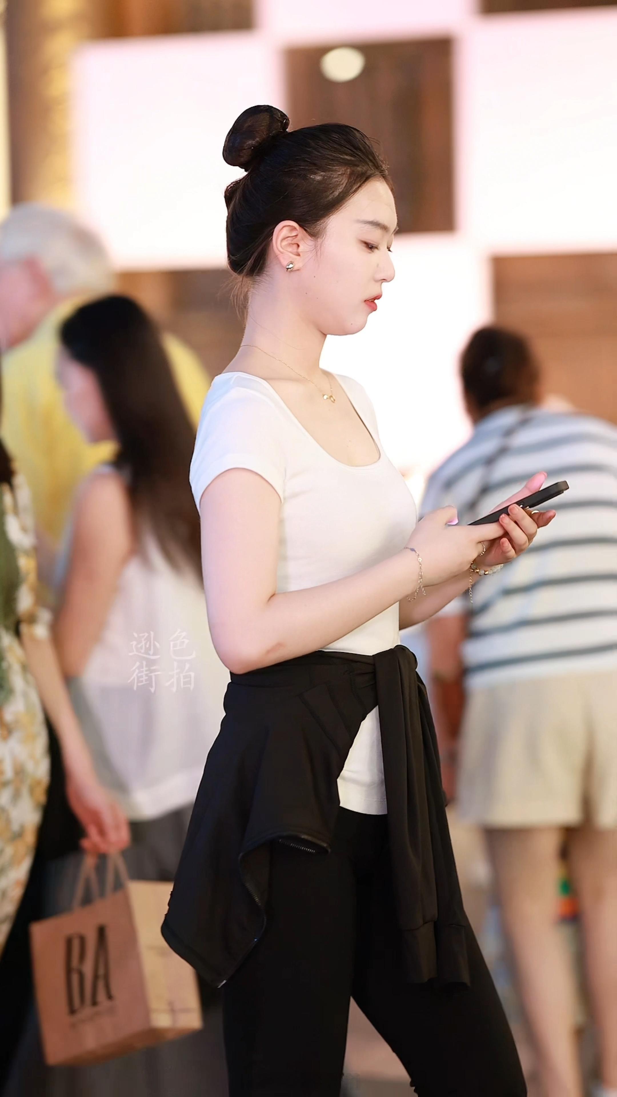 【成都街拍】晚安🌙🌙🌙丨摄影拍照