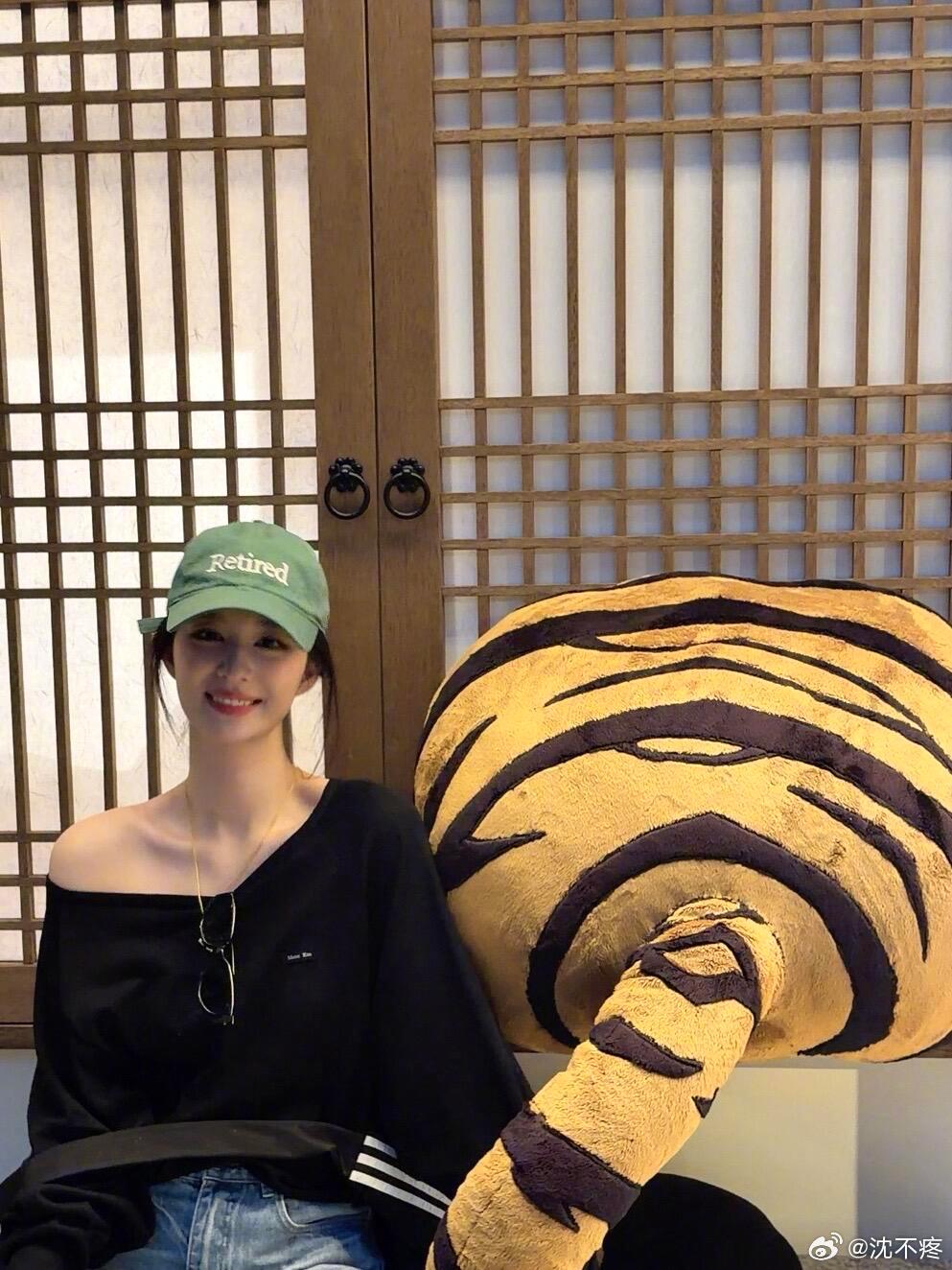 王楚然雷霆视角自拍王楚然自拍能看清皮肤纹路王楚然好近好美的一张脸！毛孔和皮肤纹