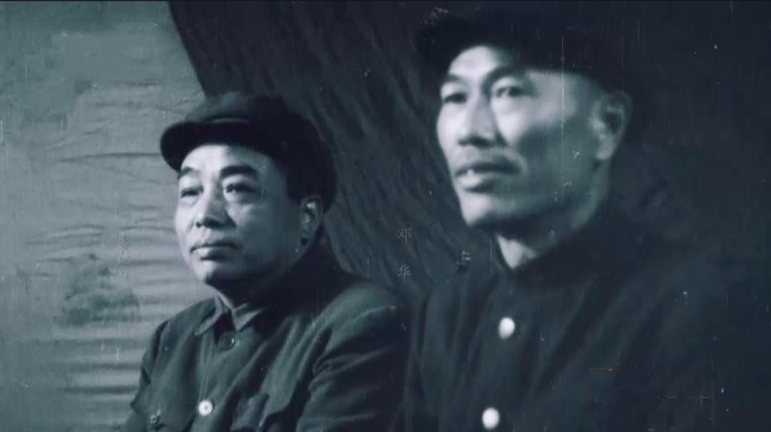 志愿军三位副司令，邓华提拔最早，韩先楚仕途最稳，他笑到最后“1950年10月1