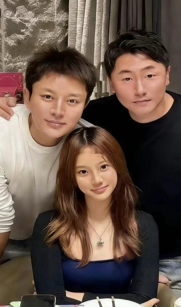 贾乃亮和13岁的女儿！​​​