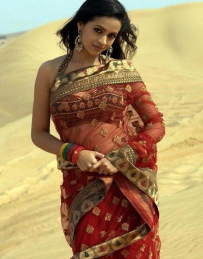 [点赞]2012年，19岁的印度女孩莫迪娜，听说中国男人不打老婆、女人能挣钱，