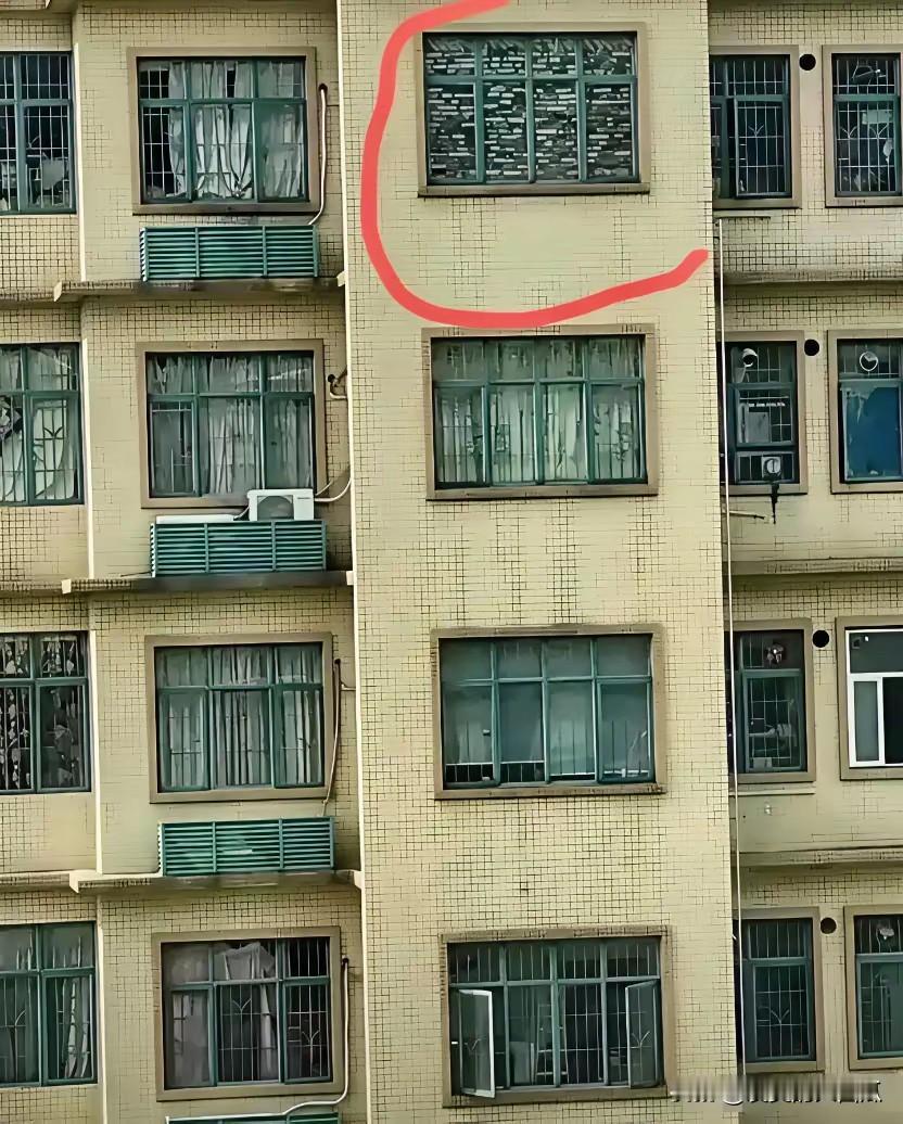 老天呐，实话实说而已，要是遇到这种邻居，我卖房都会搬走！[捂脸哭][捂脸哭][捂脸哭]