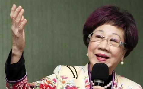 吕秀莲曾表示：“台湾是中国固有不可分割的领土，我们都是中华民族的一份子，这个任