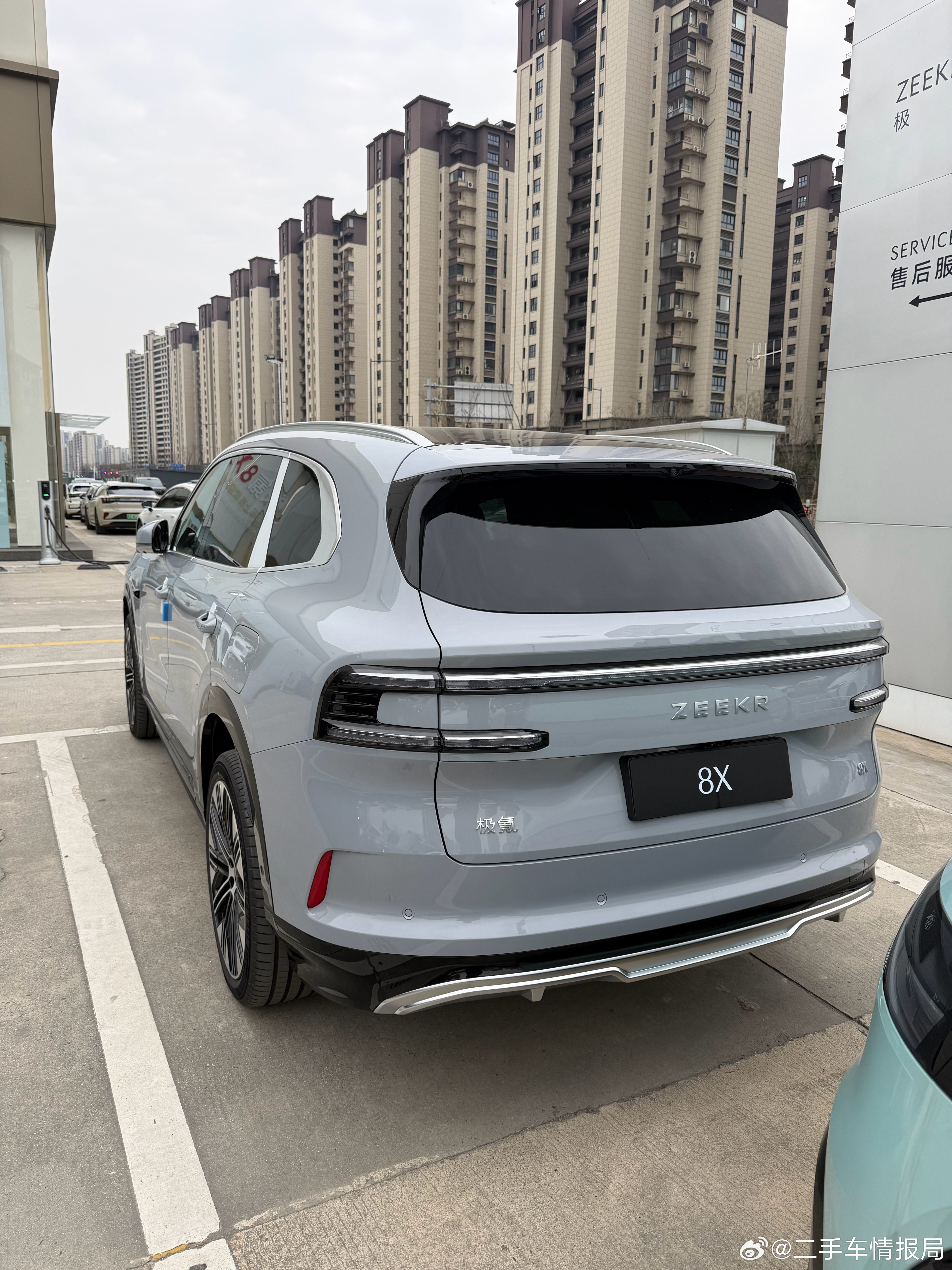 8x比9x协调，好看虽然全系支持加1w选装6座，但我对空间持保留态度，而且这个预