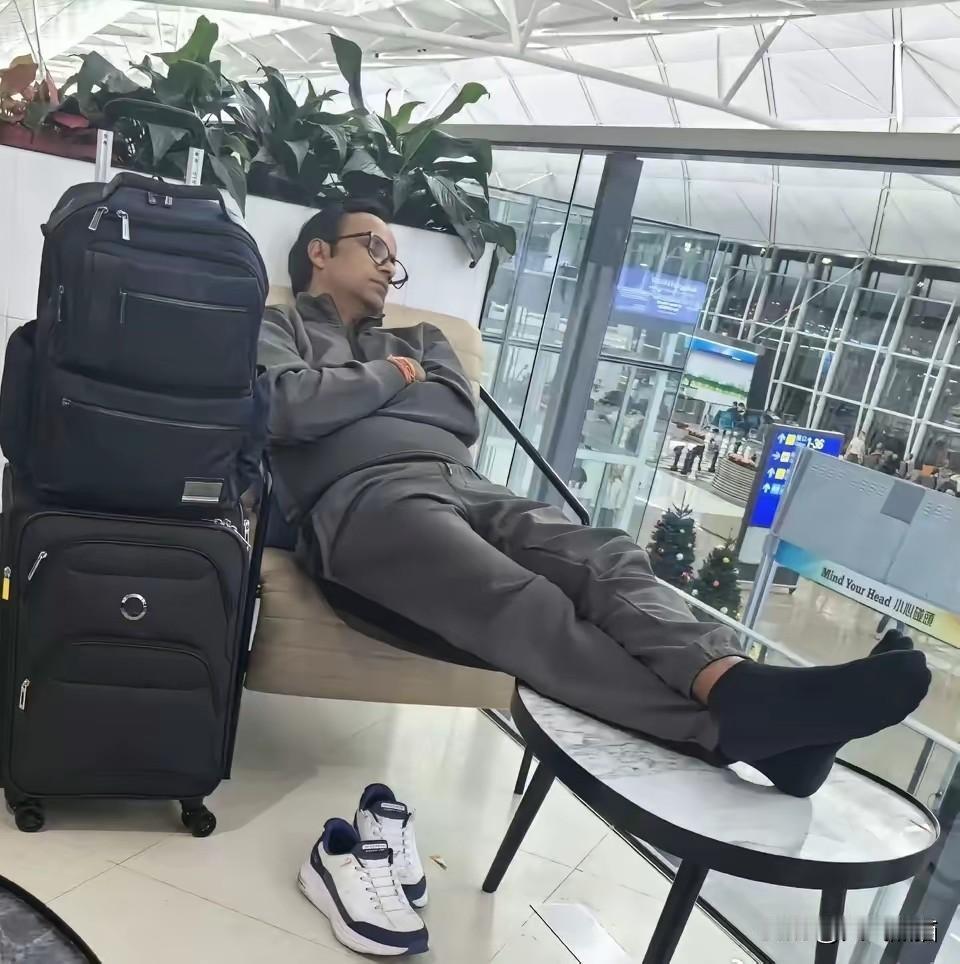 阿三自己也不确定那战是否输了。要不然很多事情就解释不通了，谁赢了也不会不高调的