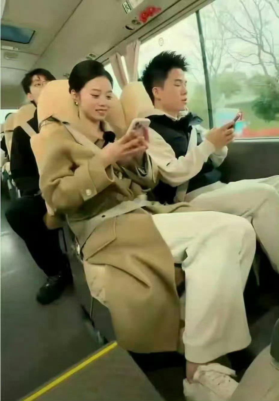 董宇辉果然是个钢铁直男，他知识是渊博，但他不懂女人……