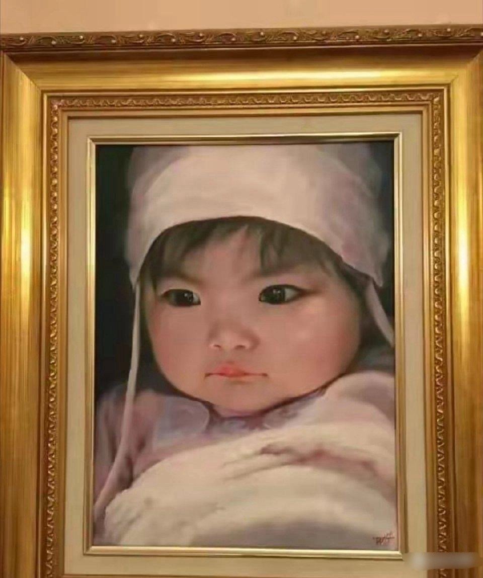王诗龄爷爷从一岁到八岁，年年送画，爷爷疼，妈妈爱，爸爸宠，小公主在爱里长大￼，怪