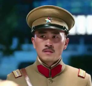 有人问：喜顺要是去上海，杜月笙敢惹他吗？网友是这样回答的：你知道韩麟春吗，他
