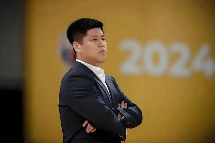 潘江收到建议！在形势一片大好的情况下，山西男篮在第四节没能顶住压力，最终以96