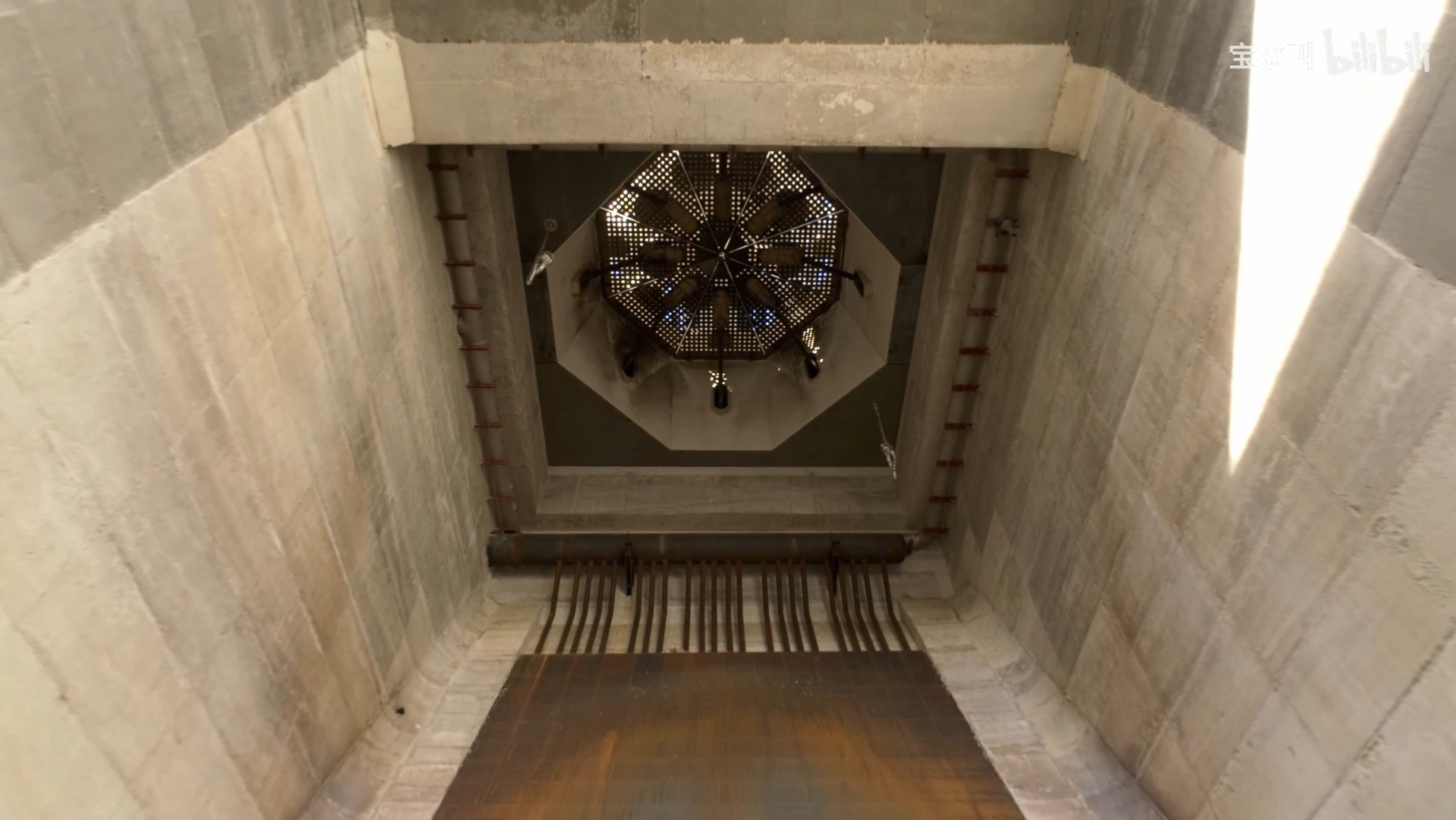 朱雀三号遥一运载火箭导流槽雅座