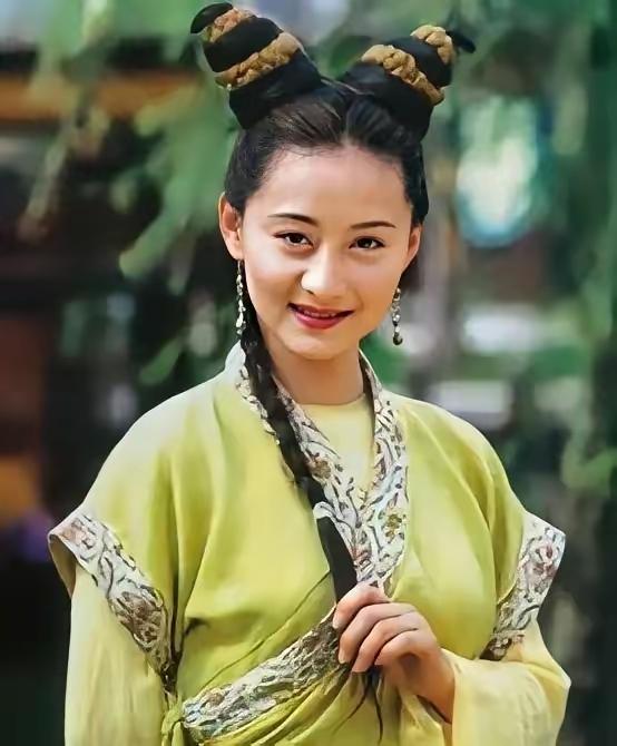 [捂脸哭][捂脸哭][捂脸哭][捂脸哭][捂脸哭]我一直以为她演铁心兰的时候已经三十多四十