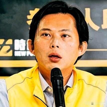 黄国昌快闪窜美，外界都被蒙在鼓里，之所以如此，其表示，该行程早已谈妥，为了尊重美