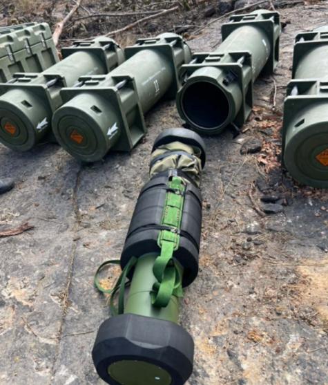 柬埔寨军队偷袭VT-4坦克告败，泰军缴获大批中国产反坦克导弹。当地时间12月