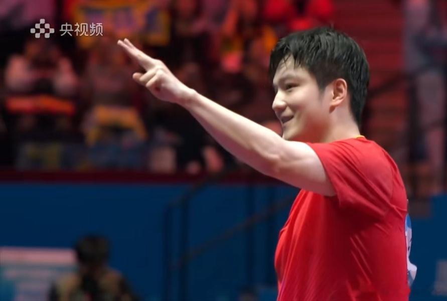 连斩世界排名第一和世界排名第二，樊振东这枚男单金牌含金量十足。就因为樊振东不参加