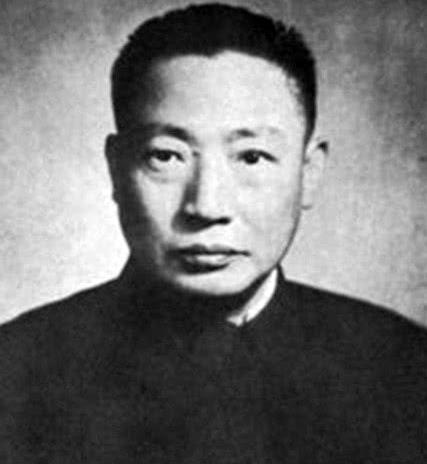 1946年戴笠离世后留下大量遗产，豪车豪宅不计其数，毛人凤却分毫不取，就连昔日戴