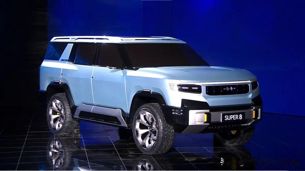 现在新能源轿车的选择实在是太多了，昨天看了方程豹的肽七，内心激动不已，主要是因为